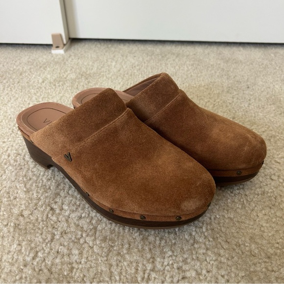 Vionic Kacie Brown Suede Clog Shoe - Picture 2 of 7